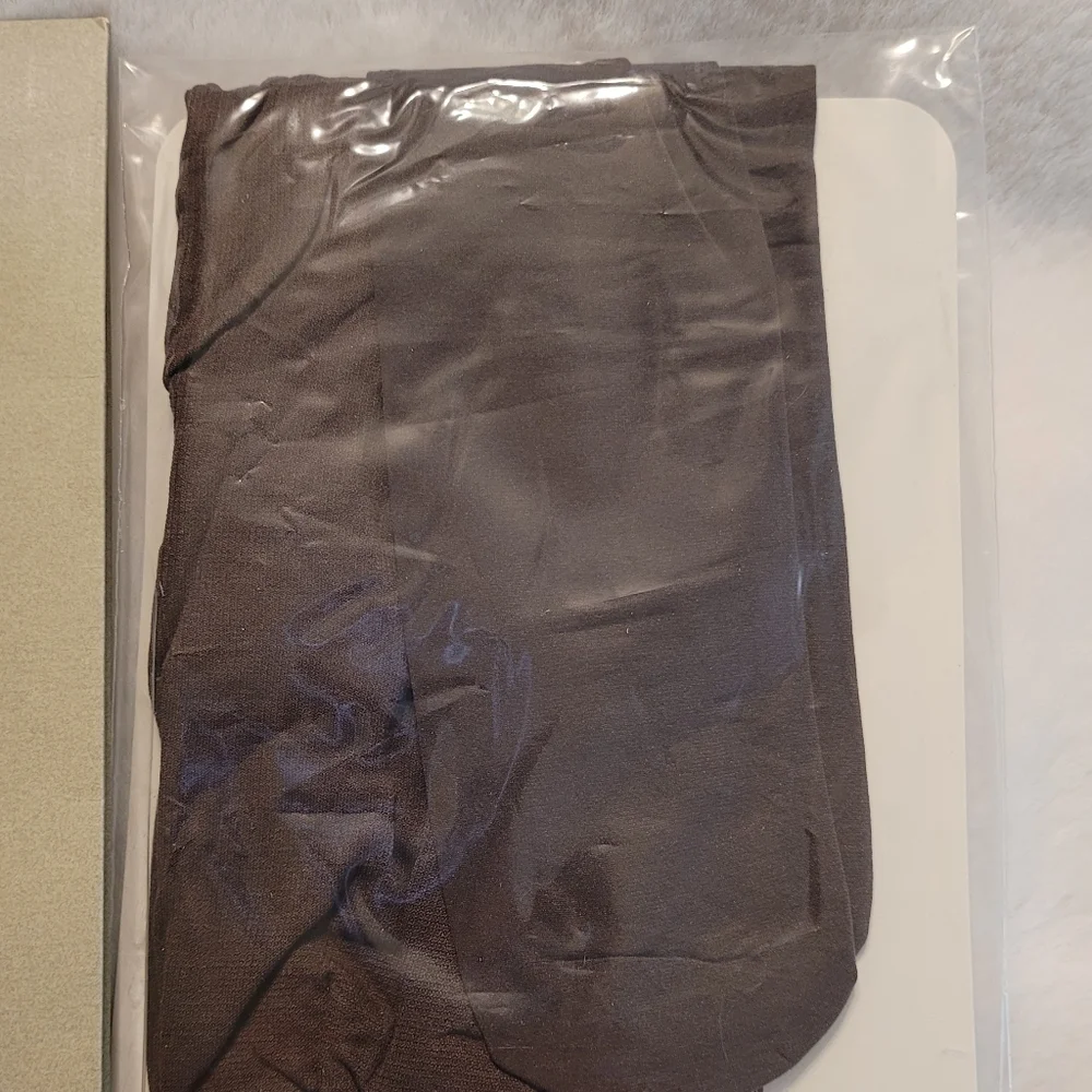 Legacy Legwear Body Shaper Pantyhose Size B Color Chestnut New In Box